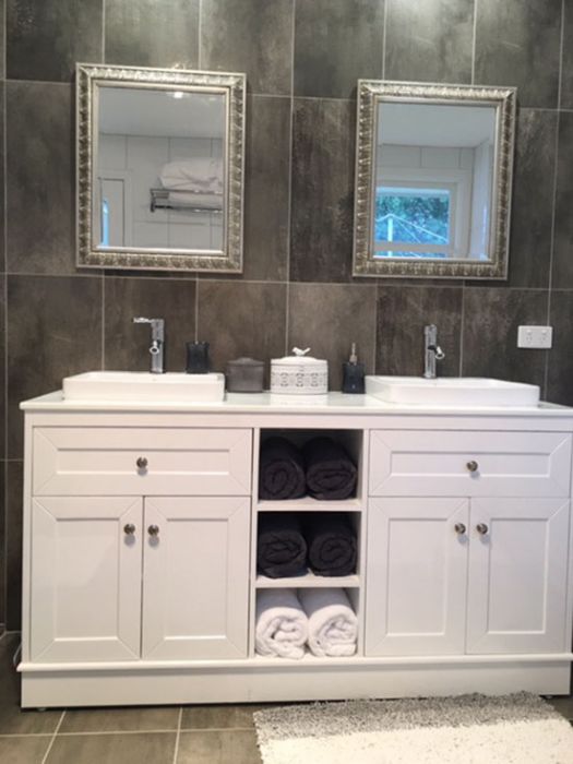 Torino 1500mm High Quality Modern Bathroom Vanity Unit With And Waste New